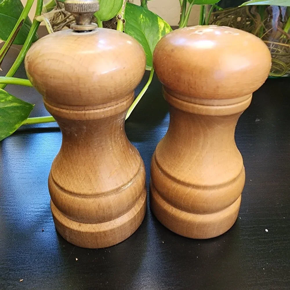 Vintage NASCO MCM Traditional Shape Wooden Salt Shaker and Pepper Mill Grinder